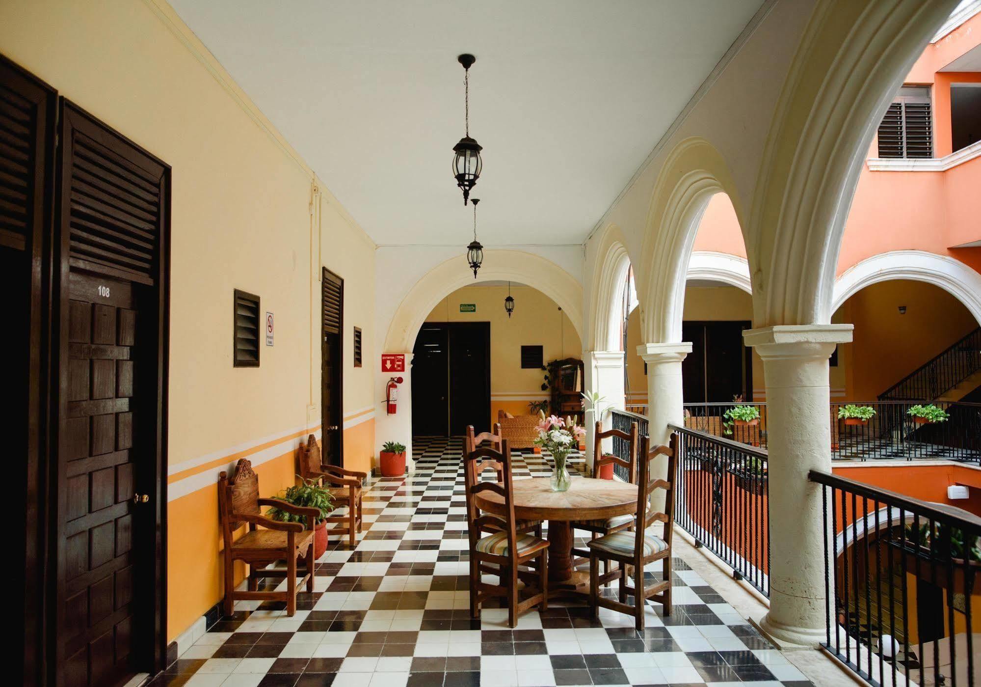 Mision Campeche Hotel Екстериор снимка